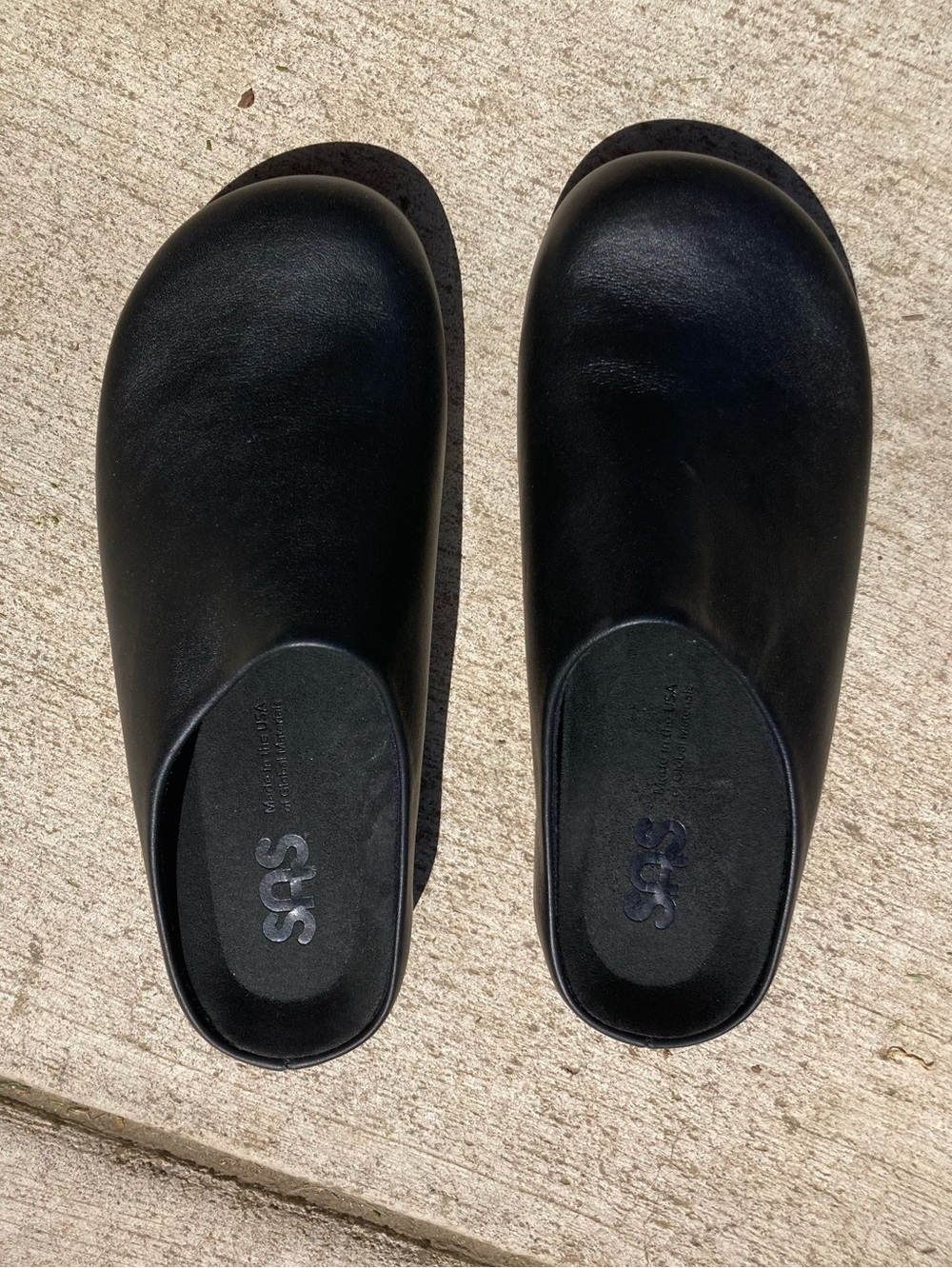 SAS Black Hinny Slip-On Comfort Clogs Like New
